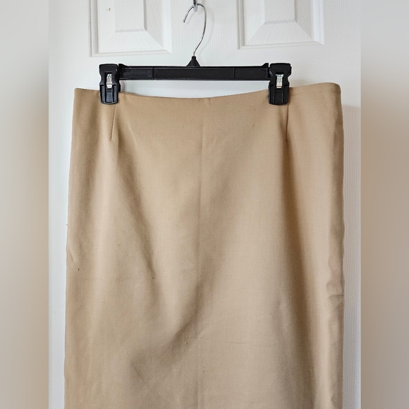 Akris Punto Camel Tan Beige Pencil Skirt Size 10 Classic - Picture 5 of 8